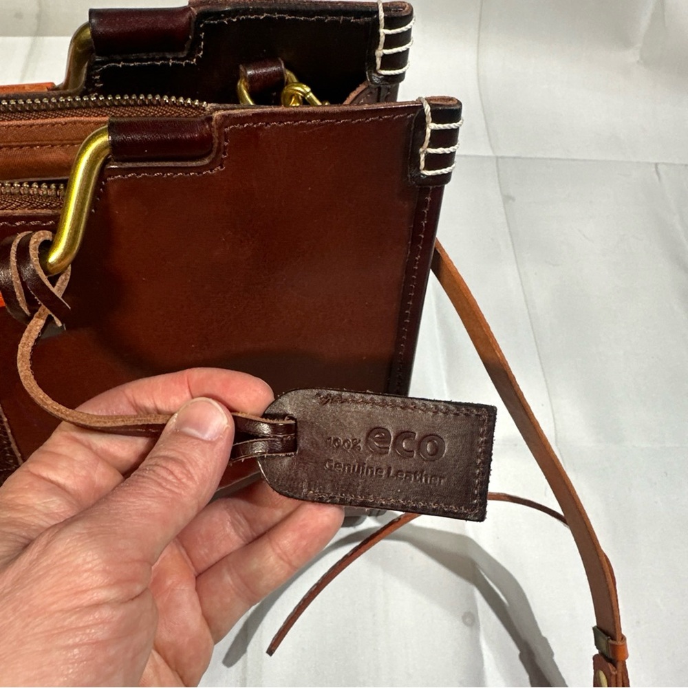 Old Trend Camden Convertible Medium Tote In Brown 100% Cowhide Leather MSRP $218 - Picture 8 of 16